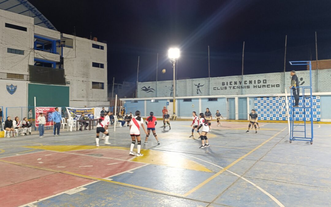 Arrancó el Campeonato de Vóley del Club Tennis Huacho